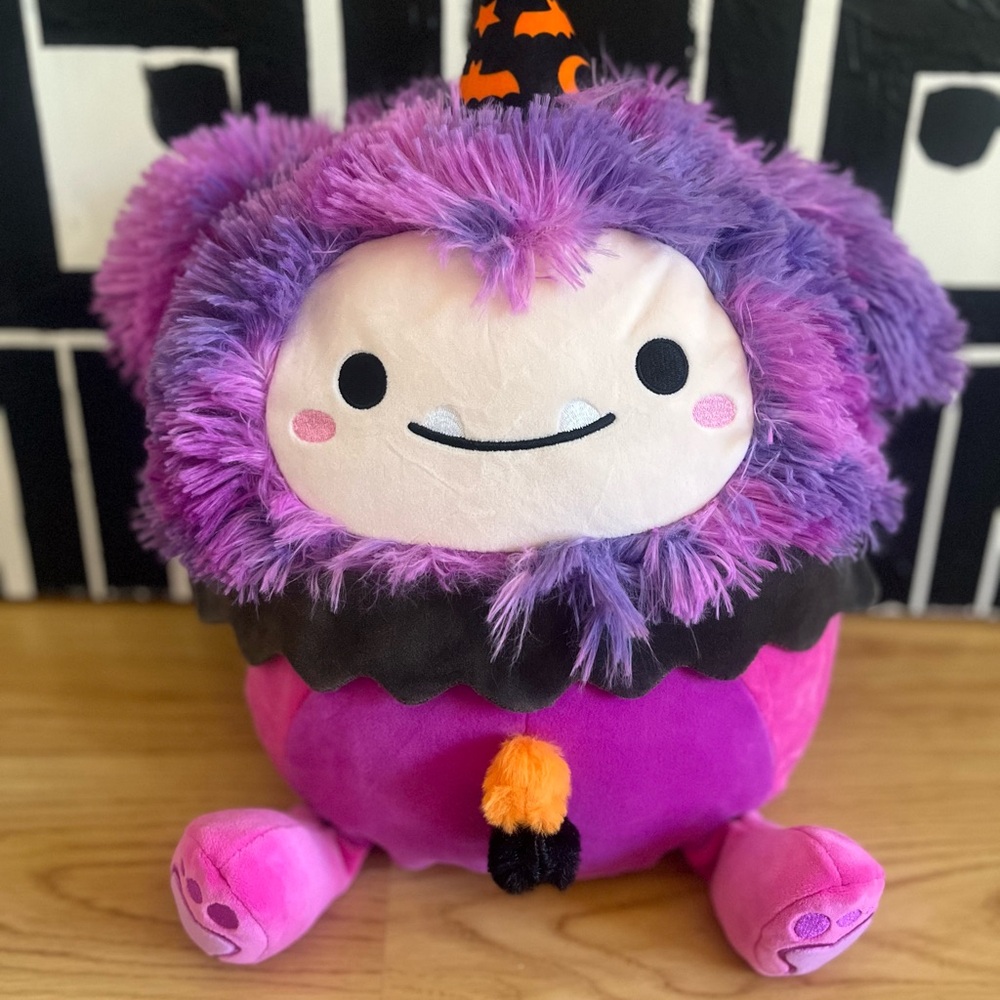 Squishmallows Halloween Bigfoot NWOT